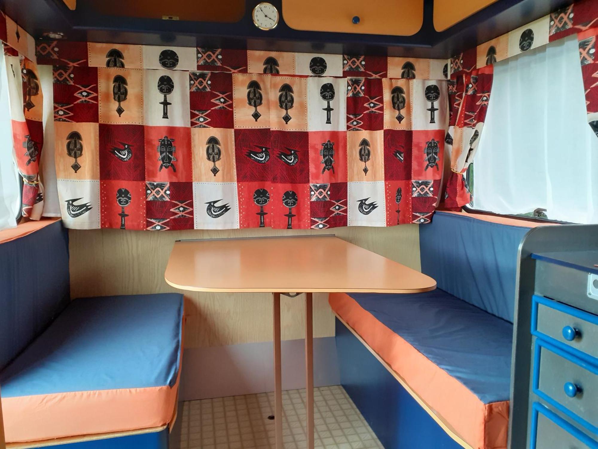 Maison D'Hotes Afrika Du Queyroux Ginestet Room photo